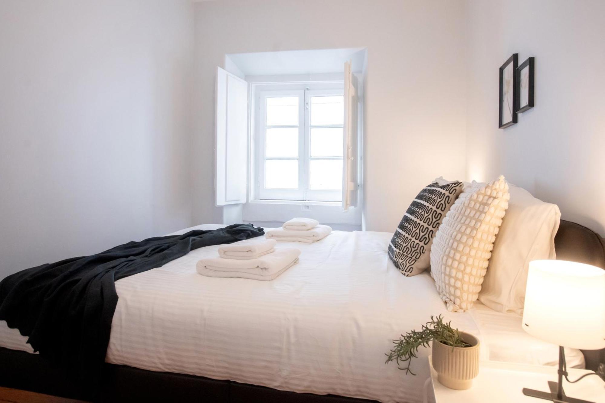 Charming 3-bedroom Retreat In The Heart Of